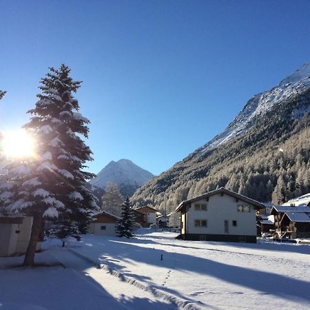 B&B Haus Granit Saas Grund エクステリア 写真