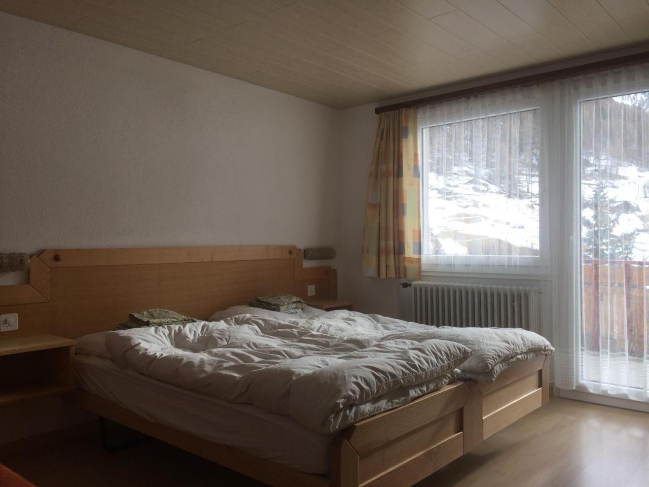 B&B Haus Granit Saas Grund エクステリア 写真