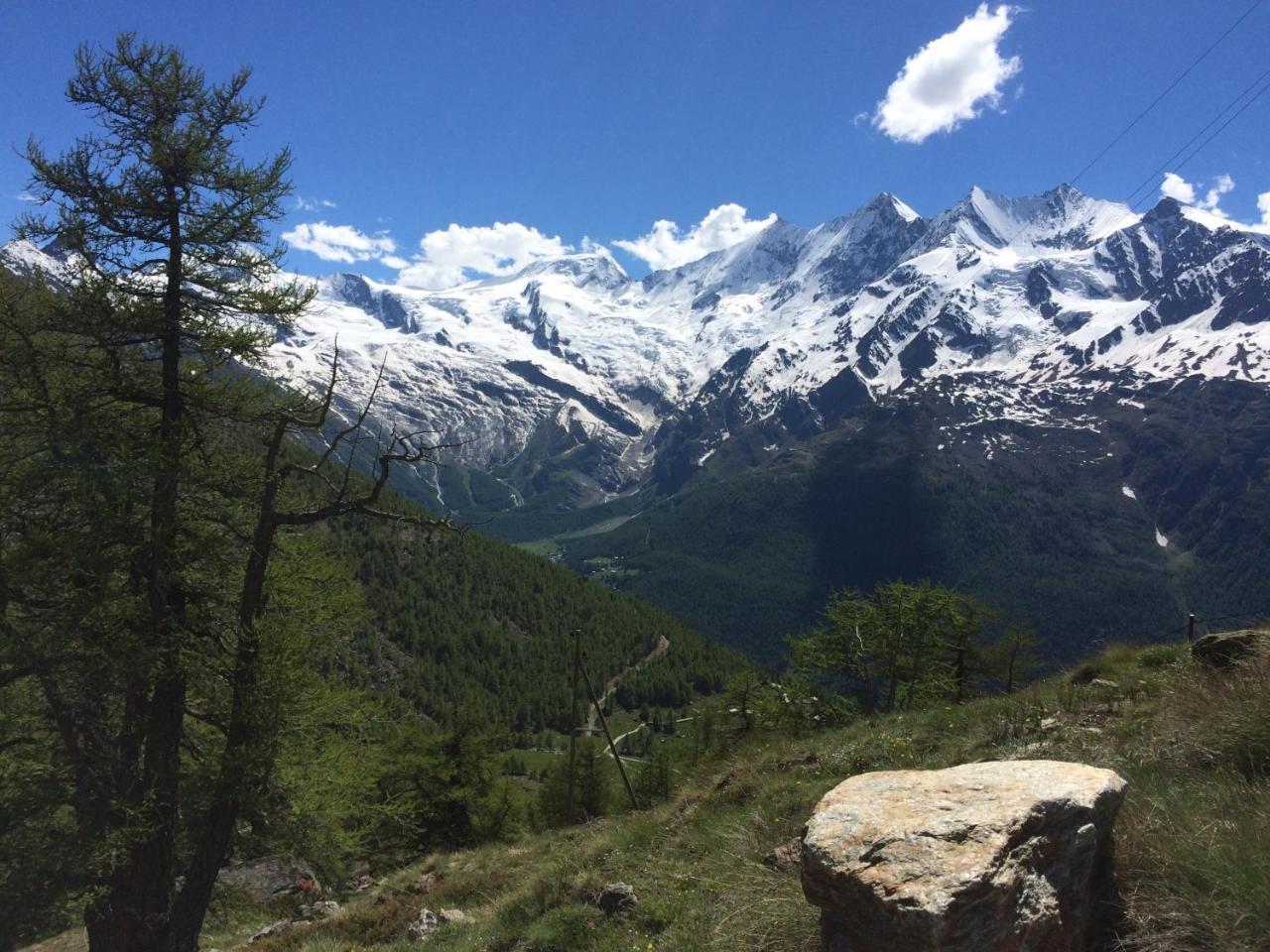 B&B Haus Granit Saas Grund エクステリア 写真