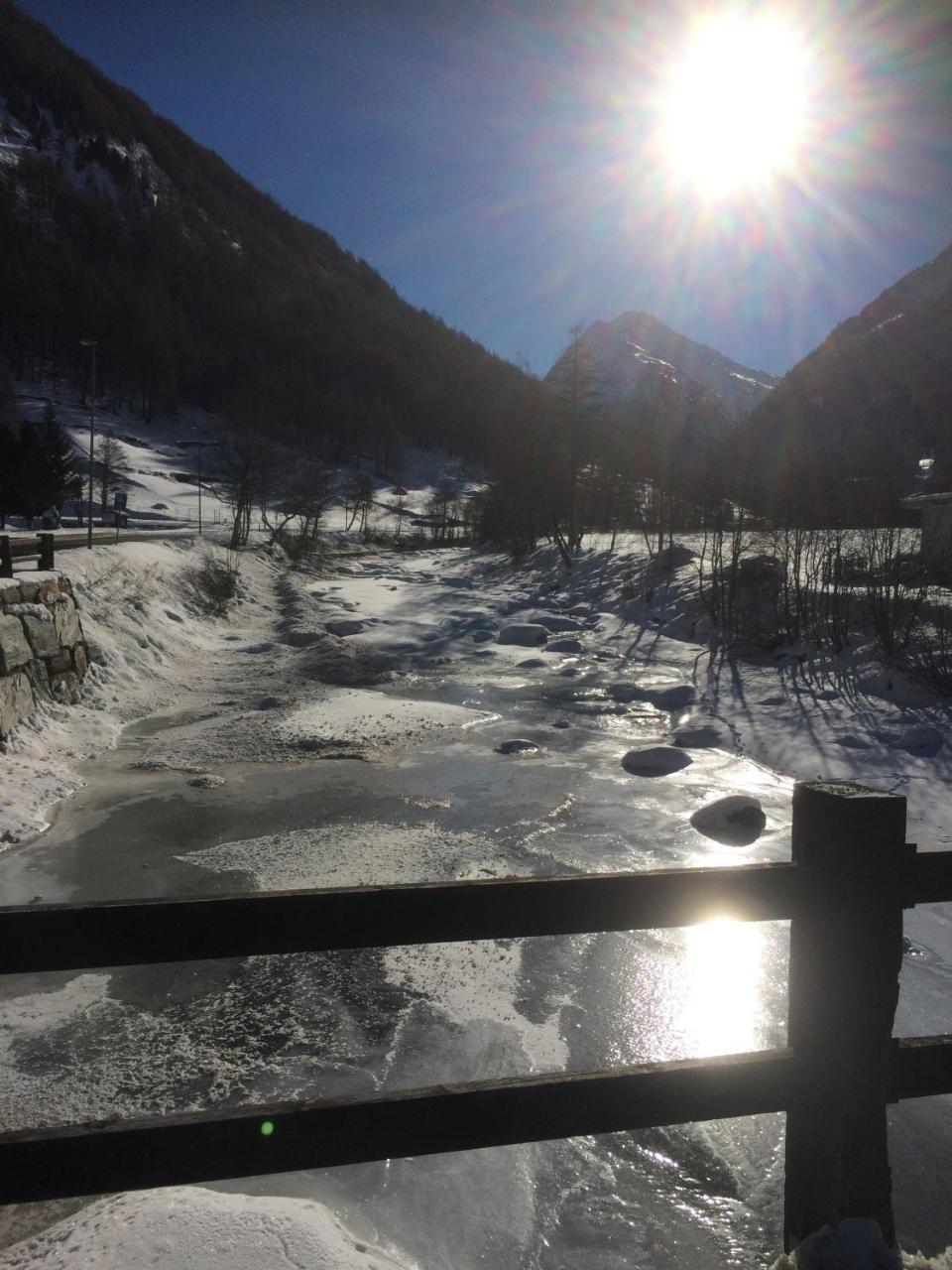 B&B Haus Granit Saas Grund エクステリア 写真